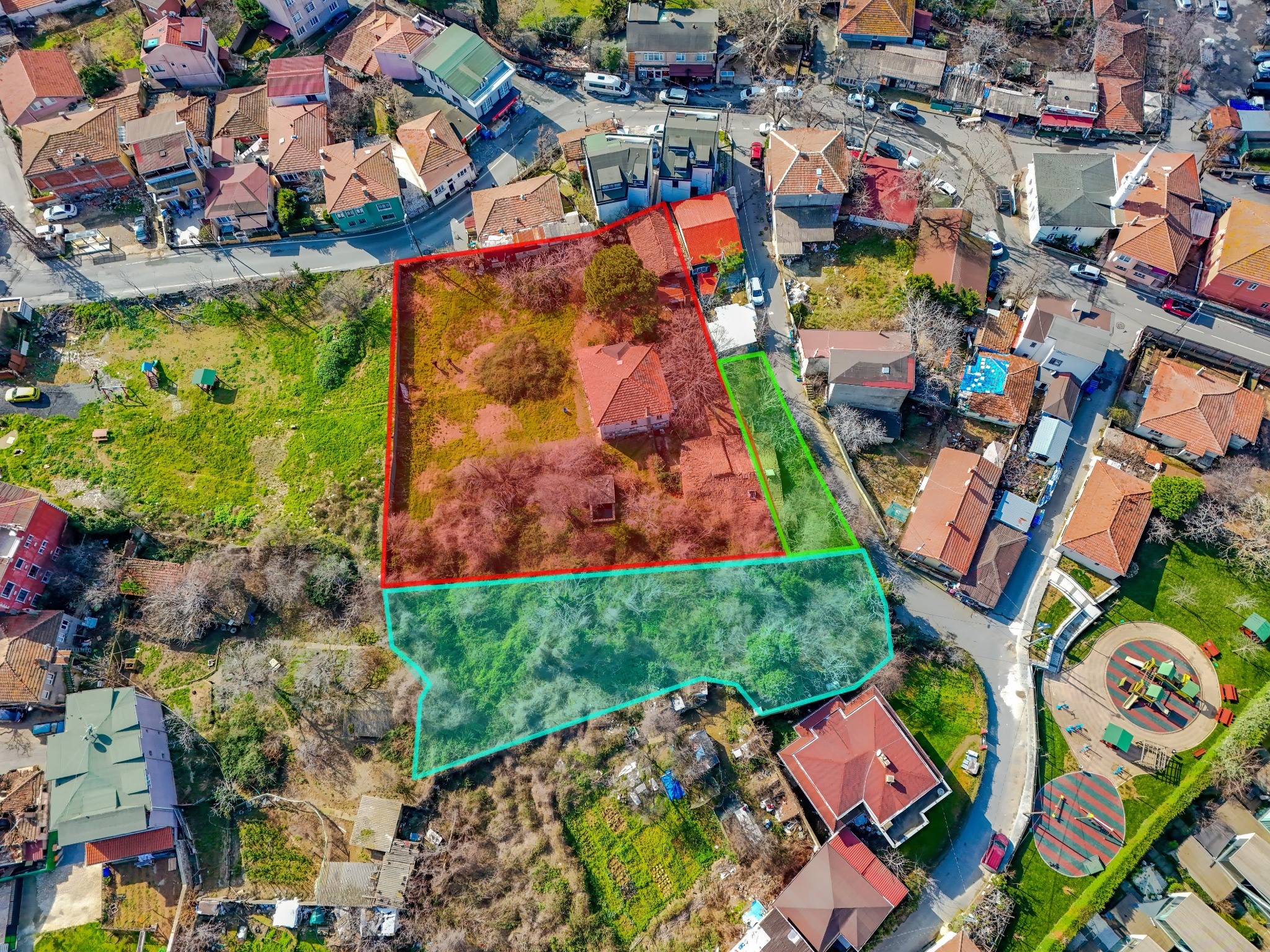 Zekeriyaköy de Satılık 3.000 m² Yola Cepheli Villa İmarlı Arsa