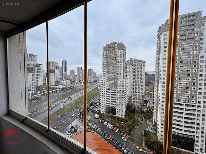 Solarkent Sitesinde Satılık Büyük 3+1